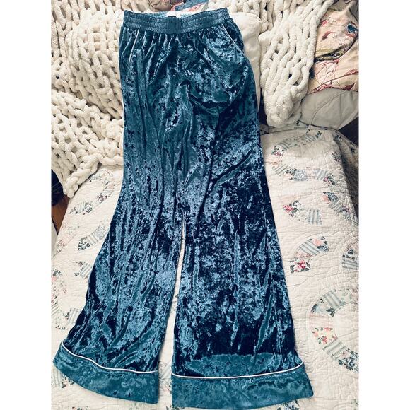 ALAMOUR THE LABEL AUSTRALIA TEAL CRUSHED VELVET PALAZZO PANTS S - Picture 2 of 10